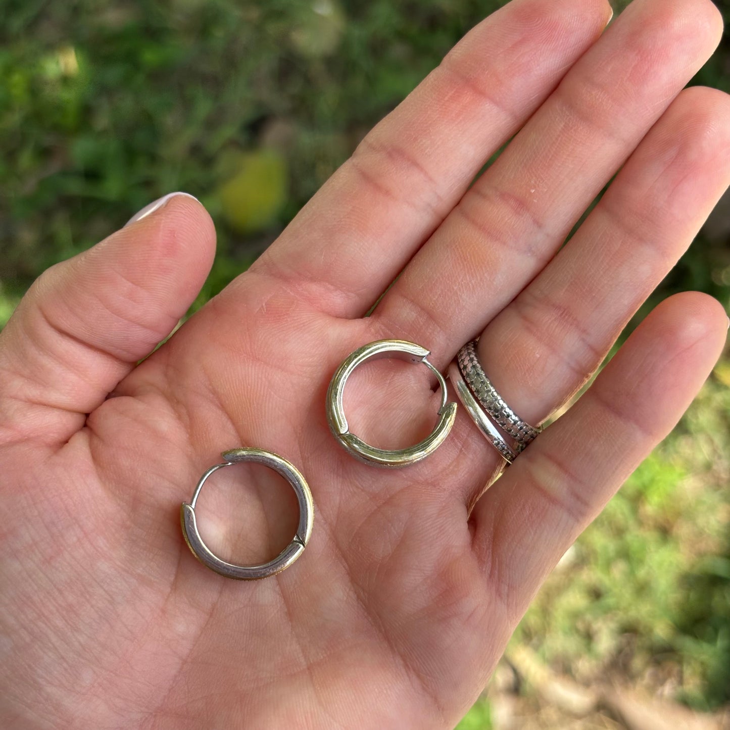 Shimmer tricolor huggies