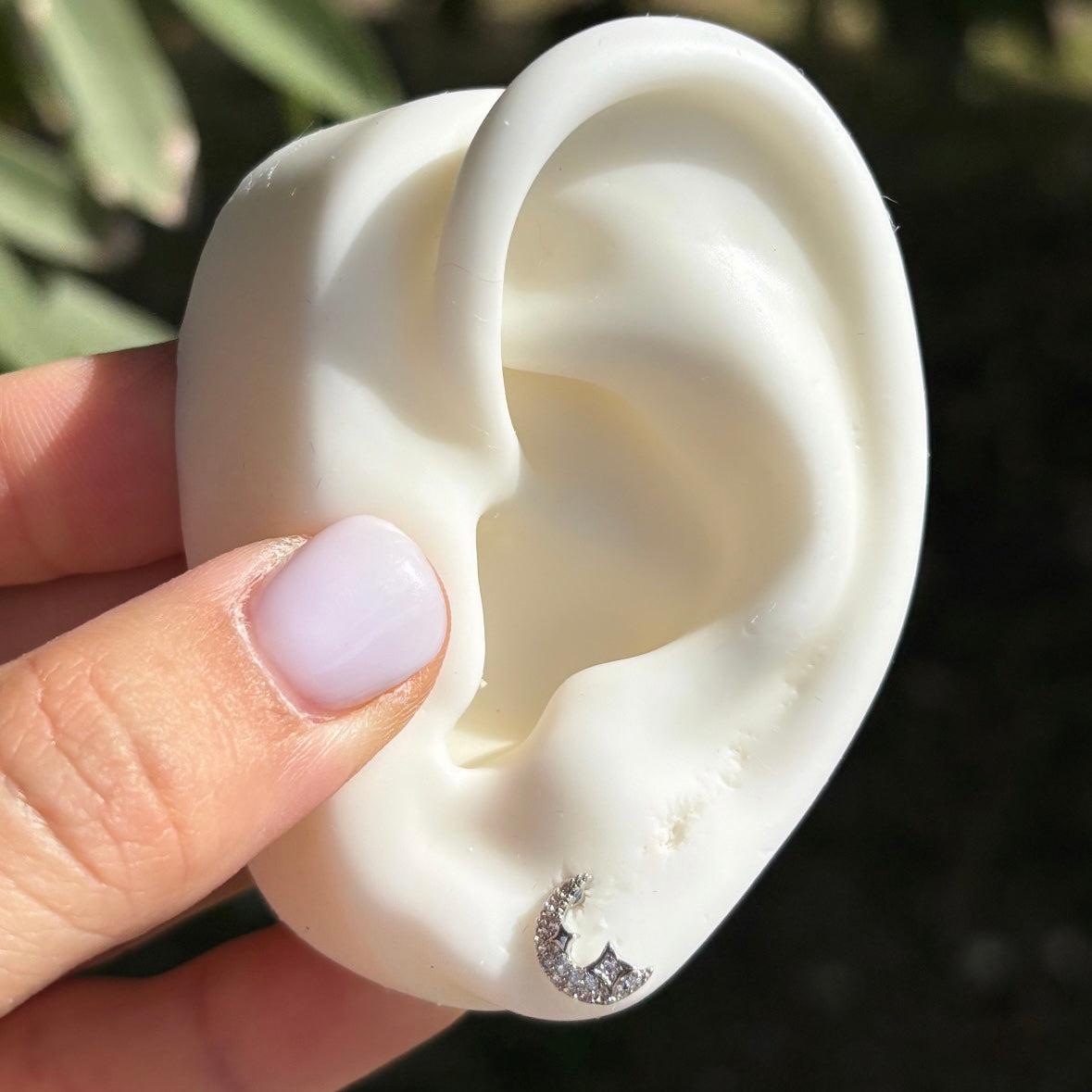 Moon pave studs