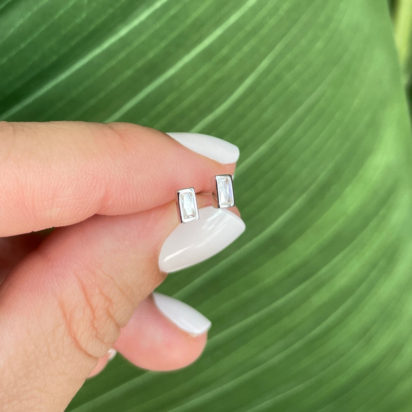 Clear geometric studs