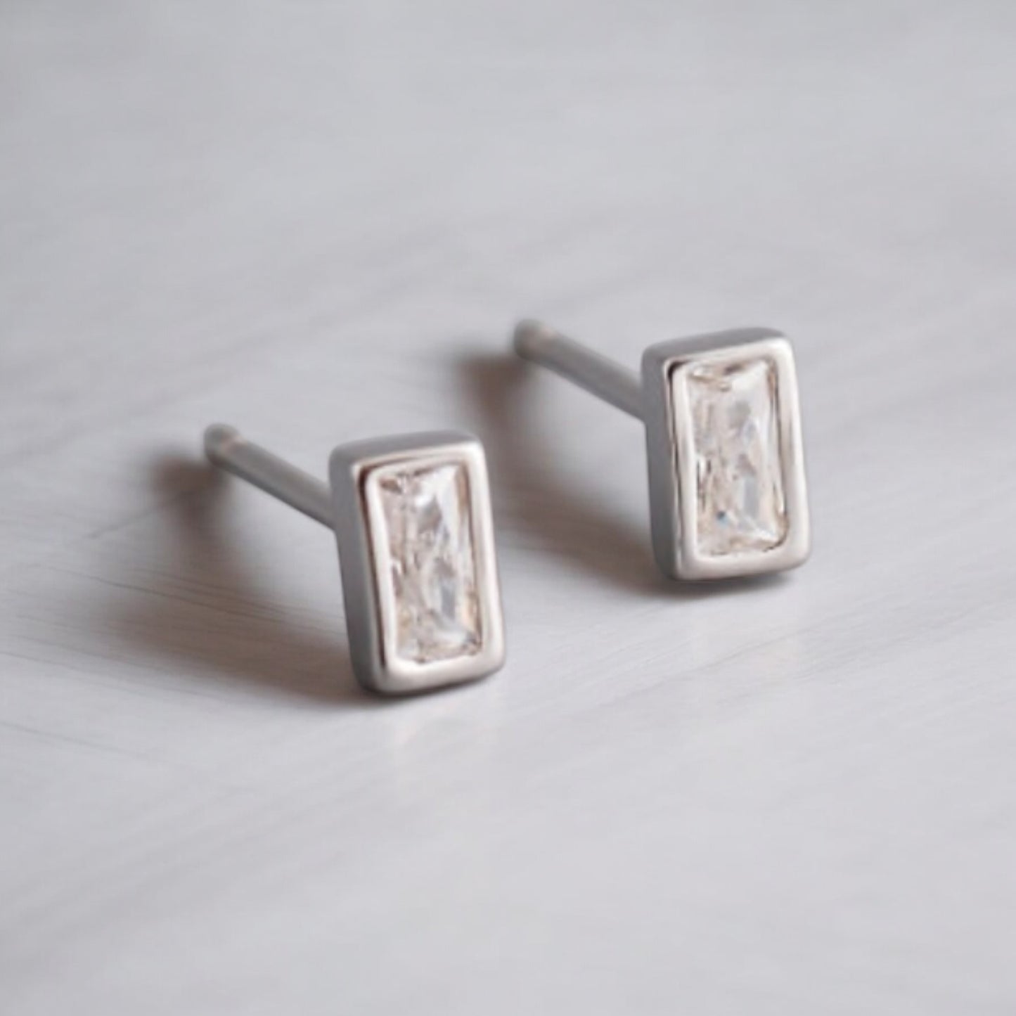 Clear geometric studs