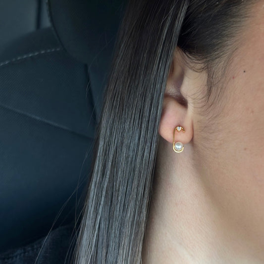 Pearl c shape studs