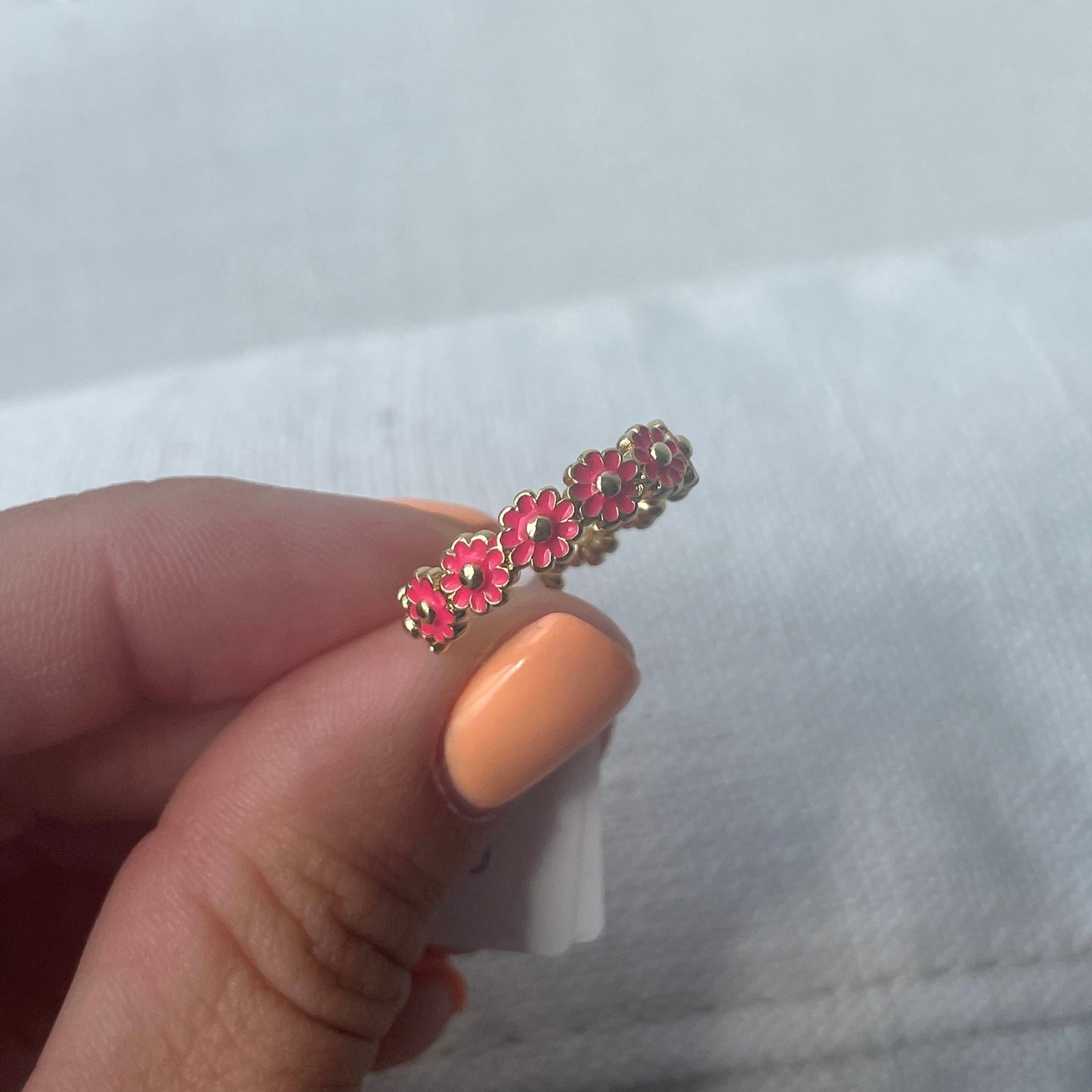 Pink flower ring